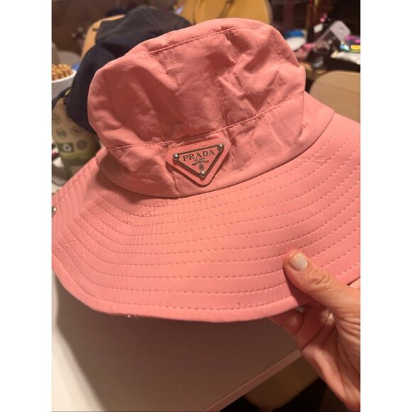 Gorgezze Prada bucket Hat - Picture 1 of 5